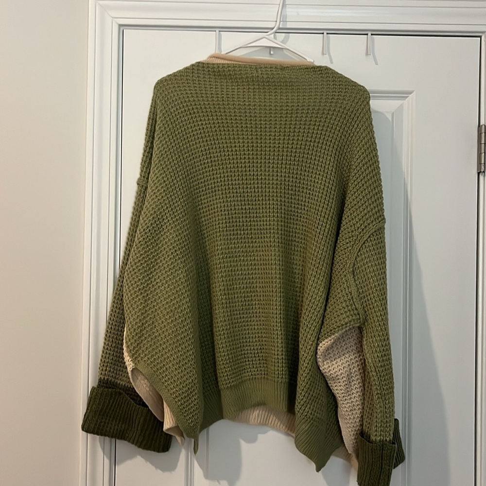Oversized sweater - Picture 2 of 2